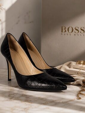 HUGO BOSS Dark Brown Croc-Embossed Leather Pumps - Pointed Toe Heels - Size 39.5